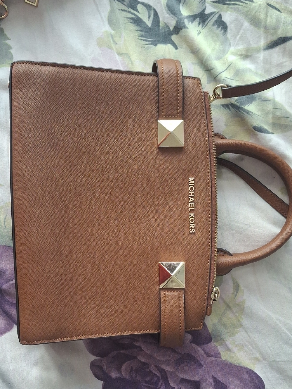 Michael Kors Tan Saffiano Leather Satchel with Gold Hardware, Great Condition.